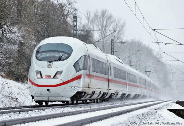 Deutsche Bahn ICE 3 (Class 403)