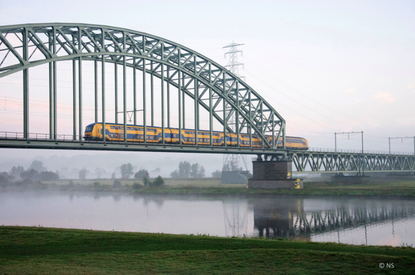NS DDZ trainset