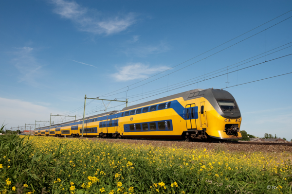 NS VIRM trainset