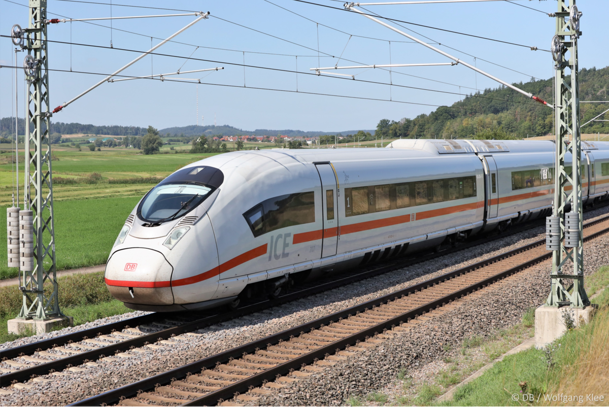 Deutsche Bahn ICE 3 (Class 407)