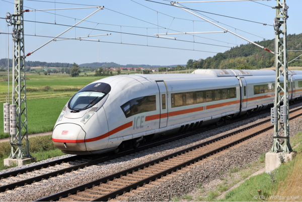 Deutsche Bahn ICE 3 (Class 407)